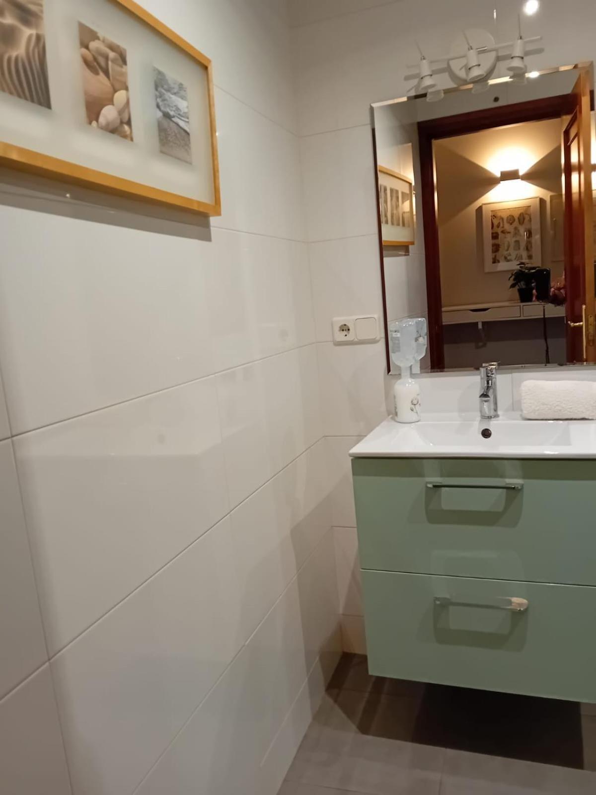Vivienda En Casco Antiguo De Vigo Appartement Buitenkant foto